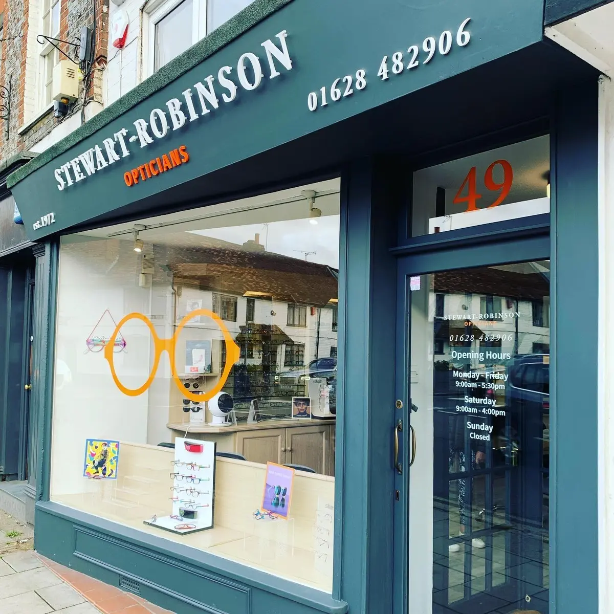 Bespoke retail shop fascia sign