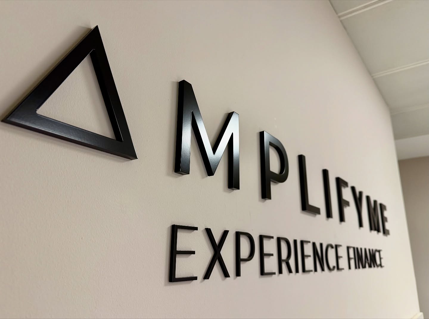 Bespoke 3D Lettering Installed in Central London!
